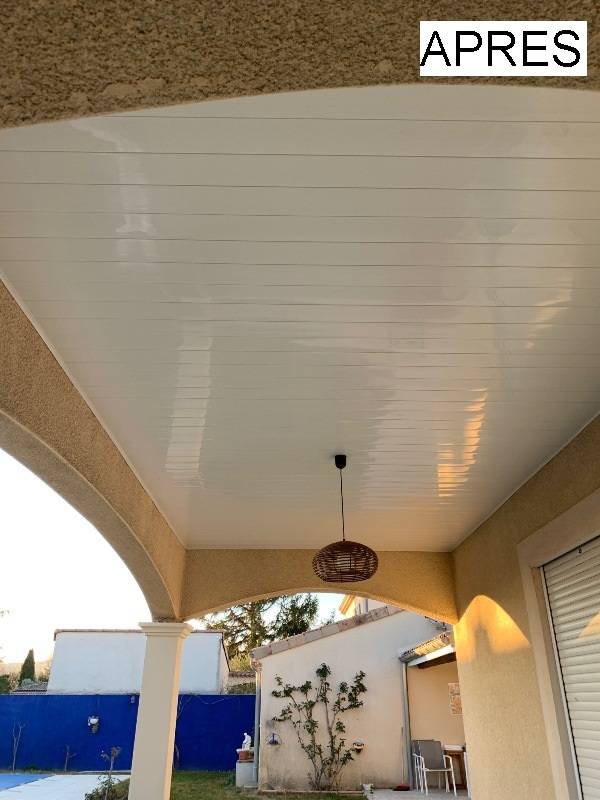 PAS D ENTRETIEN AVEC LAMBRIS PVC PLAFOND TERRASSE EXTERIEURE MONTELIMAR